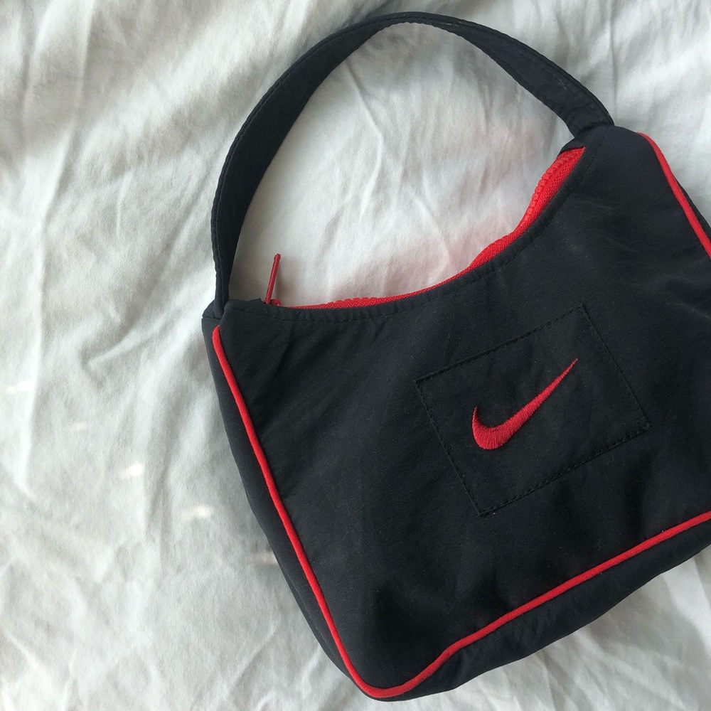 VINTAGE NIKE REWORK HANDBAG